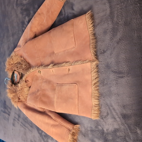 Novelti| Tan Brown Camel Toned Faux Fur Afghan Coat Button Up with Pockets - Picture 9 of 16